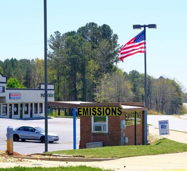 Emisyon Denetiminin Üzerinde Amerikan Bayrağı