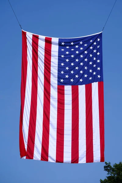 Bandera americana colgando — Foto de Stock