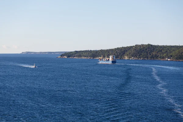 Freighter Heading up Coast of Canada in Blue Water — Stock Photo, Image