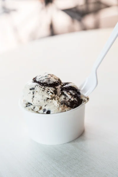 Chocolate Chip Helado en Copa — Foto de Stock