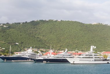 st thomas dört yatlar