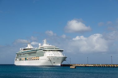 luxur cruise gemisi iskelede st croix