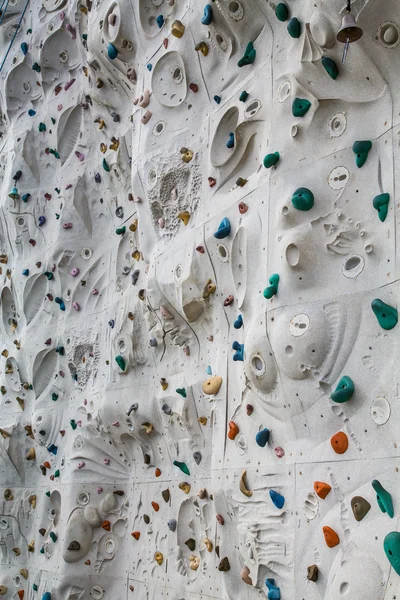 Rock Climbing Wall z wieloma zakrętami i garby — Zdjęcie stockowe