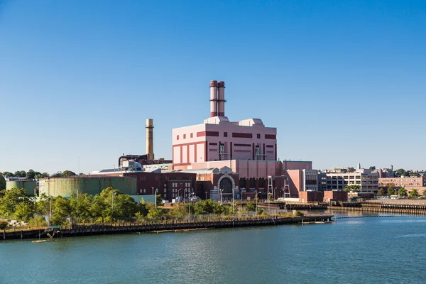 Massiva kraftverk nära Boston — Stockfoto