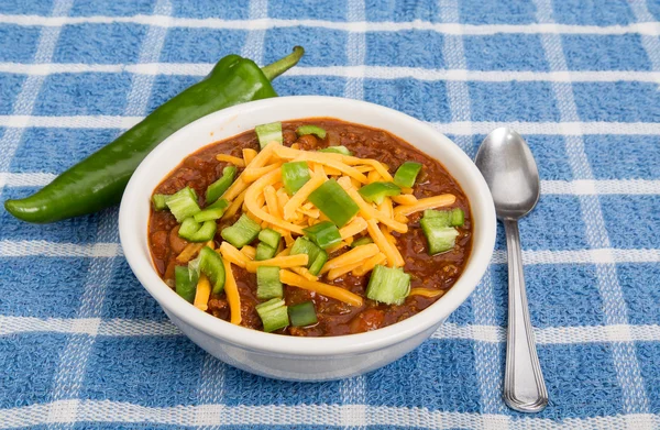 Bowl of Chili with Whole Green Pepper — Stock Image Bowl of Chili with Whole Green Pepper Stock Photo