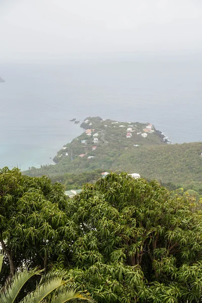 Λόφο με θέα στη St Thomas Bay — Φωτογραφία Αρχείου