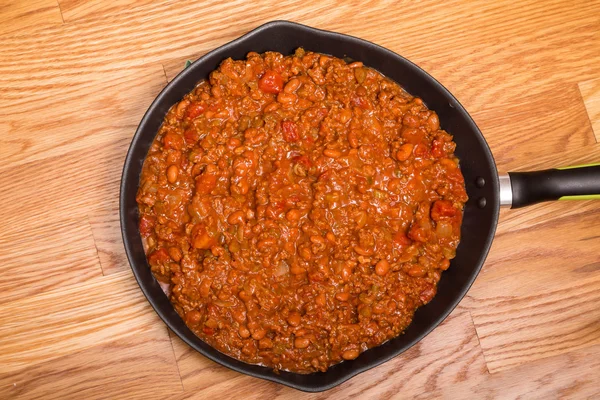 Vas serpenyőbe Hot Chili — Stock Fotó