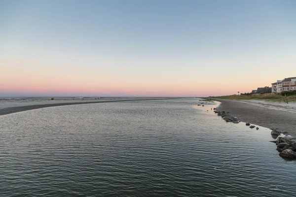 Aguas de marea al anochecer —  Fotos de Stock