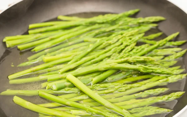 Cooking Asparagus — Stock Photo, Image