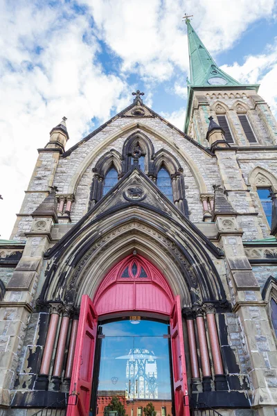 Open Red Door on Old Church — Stock Photo, Image