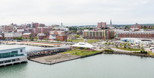 Portland Maine denizden