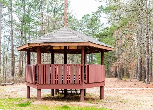 Ošetřeného dřeva Gazebo — Stock fotografie