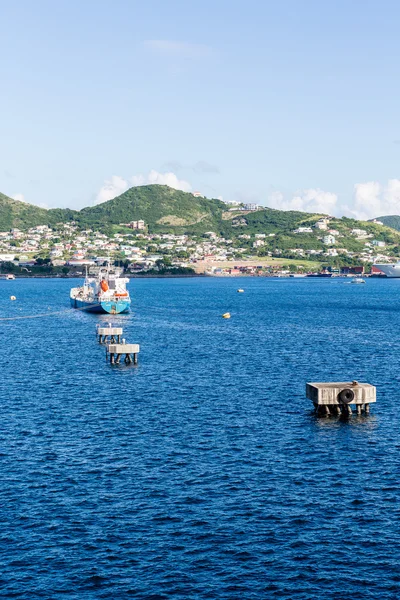 Blue Tanker Past Mooring Platforms — Stock Photo, Image