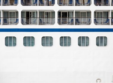 Windows ve verandalar tarafındaki gemi