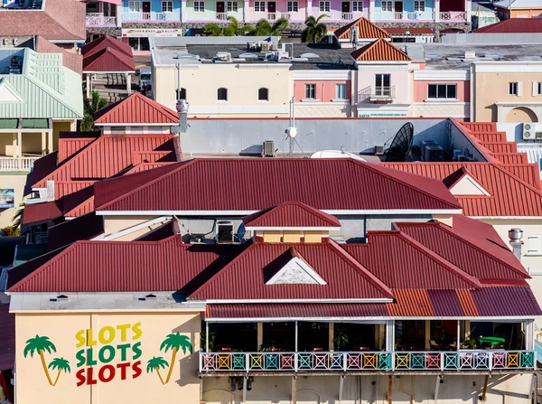 Casino op St Kitts met "slots" tekenen — Stockfoto