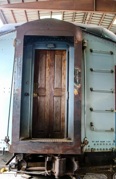 Wood Door to Old Train Car — Stock Photo, Image