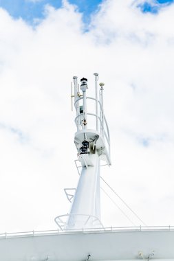 Crows Nest iletişim ekipmanları