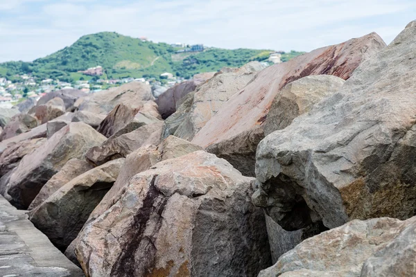 Boulders by Green Hills — Stock Photo, Image