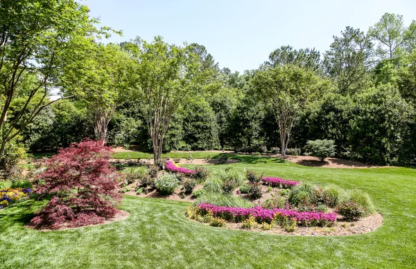 Spring Landscaping in Public Garden — Stock Photo, Image