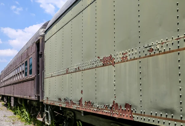 2 つの古い鉄道車 — ストック写真