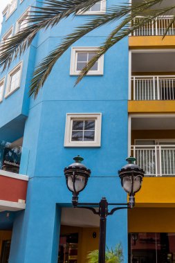Renkli Resort dışında geleneksel ışıklar