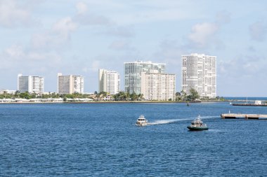Şerif tekneler Harbor