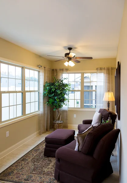 Comfortable Chairs in Sunroom — Stock Photo, Image