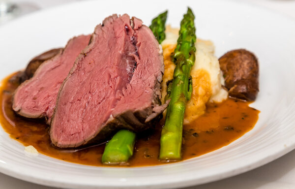 Sliced Beef Tenderloin with Asparagus