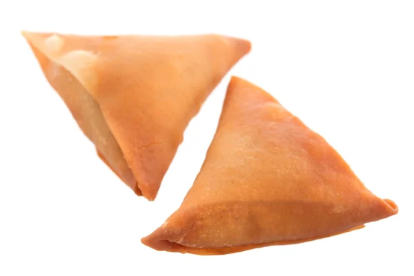 Samosa na białym tle — Zdjęcie stockowe