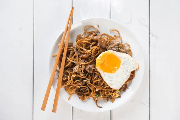 Stir fried Char Kuey Teow noodles — Stock Photo, Image