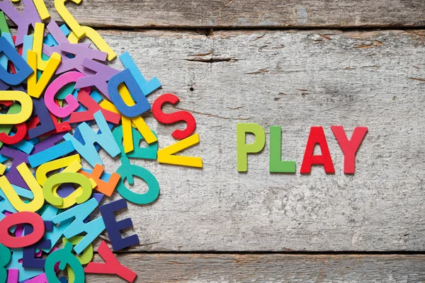 La palabra colorida PLAY — Foto de Stock