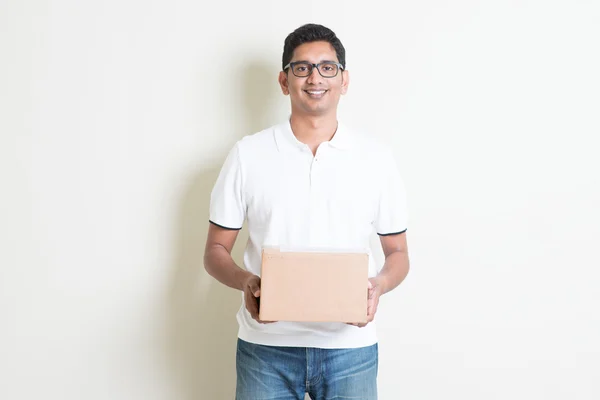 Courier delivery service man — Stock Photo, Image