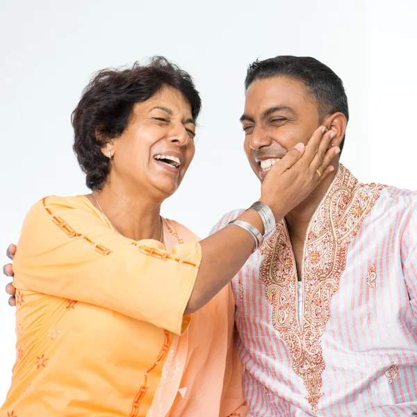 Indian family fun talking — Stockfoto