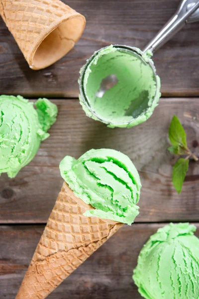 Top view mint ice cream cone — Stock Photo, Image