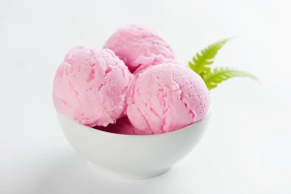 Gelado rosa — Fotografia de Stock