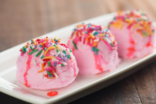 Close up colorido rosa sorvete — Fotografia de Stock