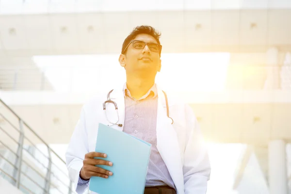 Médico indiano asiático — Fotografia de Stock