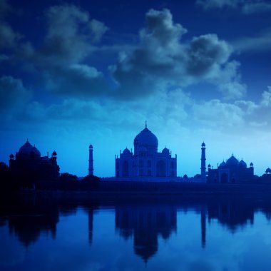 Taj Mahal Agra Hindistan gecesi