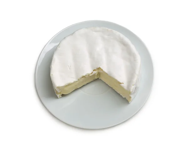 Queijo de camembert em uma chapa . — Fotografia de Stock