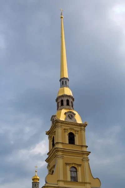 The spire of the Peter and Paul Fortress. — Stock Photo, Image