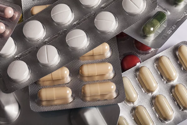 Zestaw tabletek w blistrze — Zdjęcie stockowe