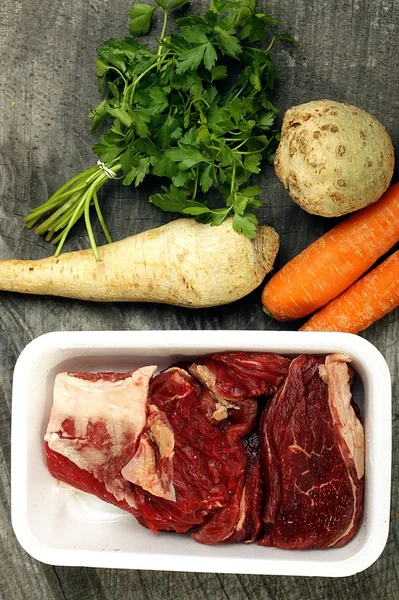 Beef broth — Stock Photo, Image