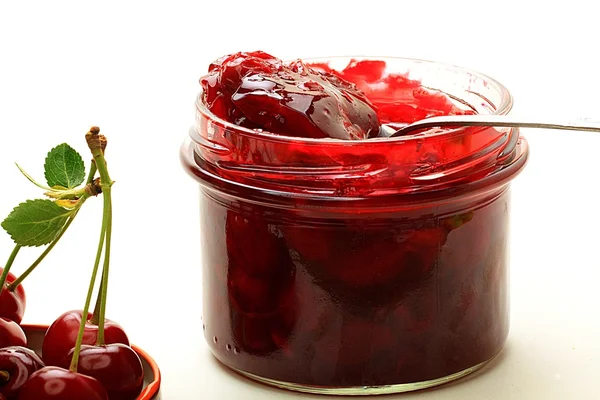 Cherry jam in een pot — Stockfoto