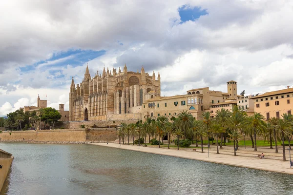 Palma de Mallorca Santa Maria katedrálisa, La Seu, Spanyolország — Stock Fotó