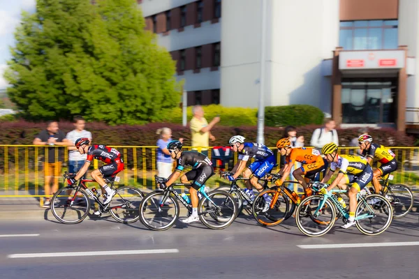 Rzeszów, Polska - 15 lipca: Jazda na rowerze wyścigu Tour de Pologne, etap 4 — Zdjęcie stockowe