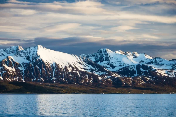 Bela vista do norte da Noruega perto de Alta — Fotografia de Stock