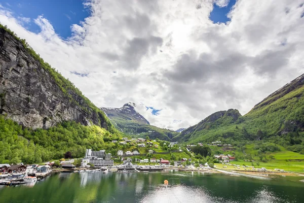 Bela vista de Geirangerfjord, Noruega — Fotografia de Stock