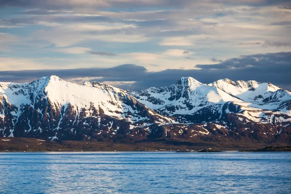 Piękny widok z północnej Norwegii w pobliżu Alta — Zdjęcie stockowe