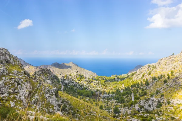 Gyönyörű kilátás a Sa Calobra, Mallorca szigetén, Spanyolország — Stock Fotó