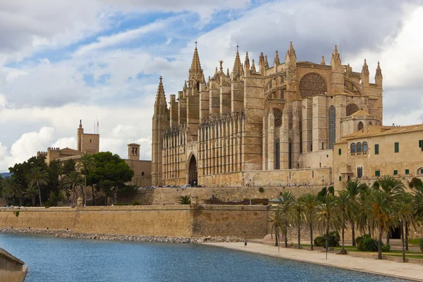 Palma de Mallorca Santa Maria katedrálisa, La Seu, Spanyolország — Stock Fotó